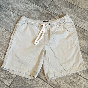 J CREW mercantile flex 7” CHINO SHORTS S